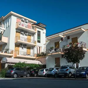 2* Hotel Casa Mia